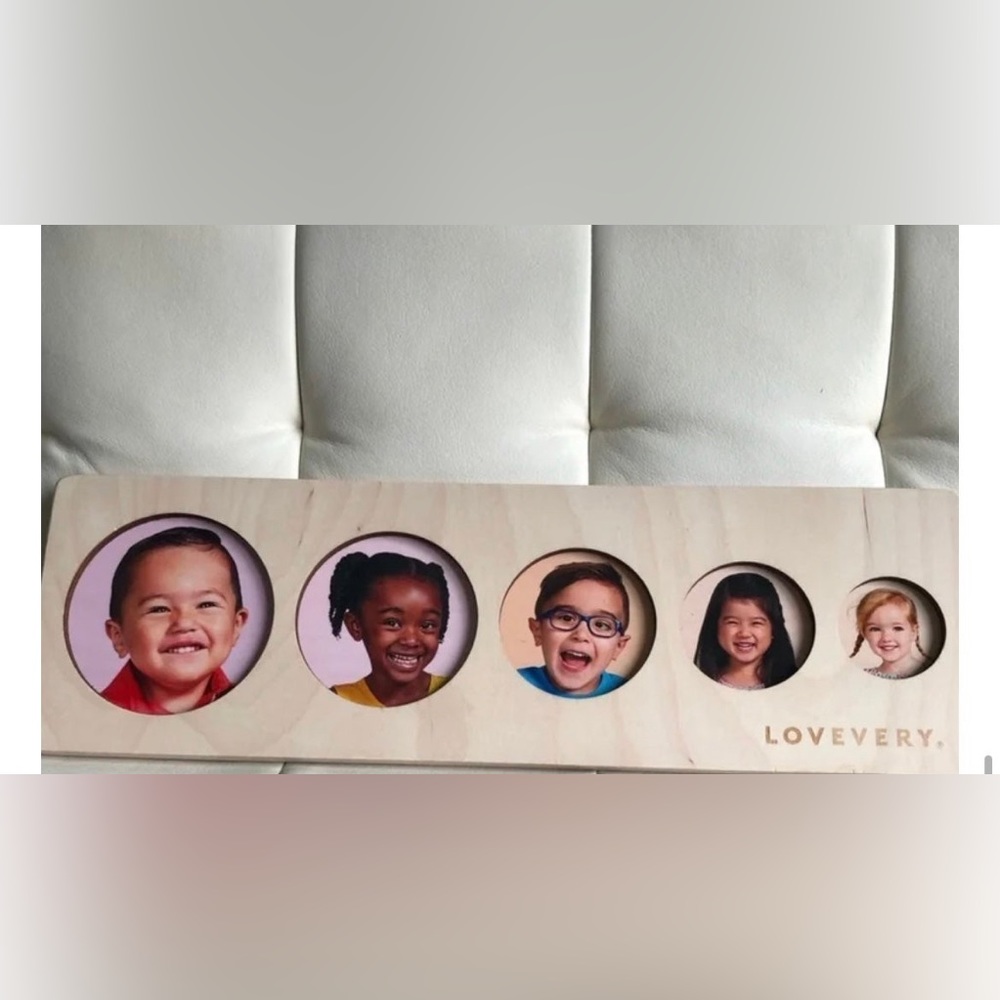Lovevery Circle of Friends Puzzle 13 Months (Missing all Circle Puzzle Pieces)